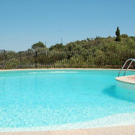 Hotel Li Graniti Baja Sardinya Dış mekan fotoğraf