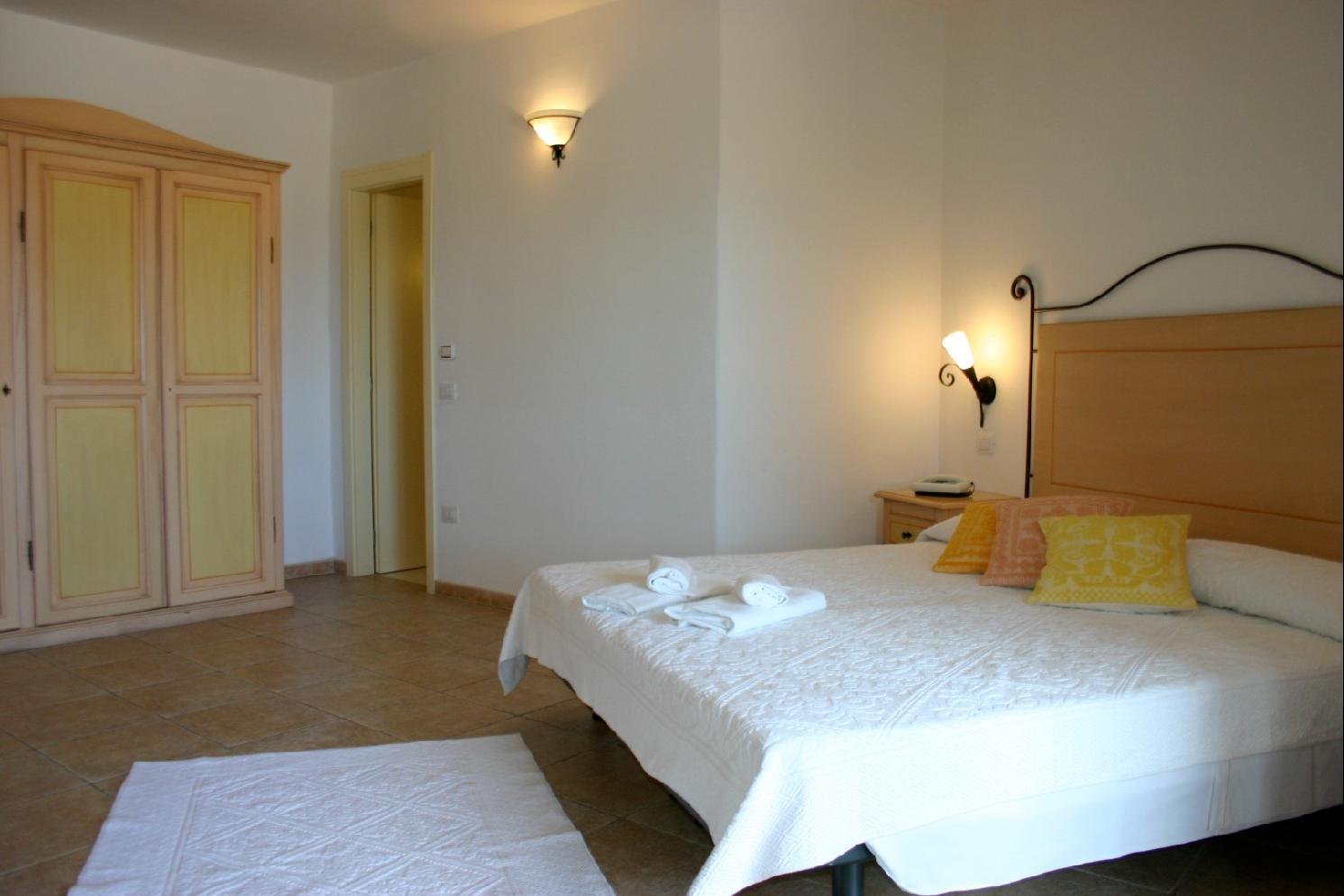 Hotel Li Graniti Baja Sardinya Dış mekan fotoğraf