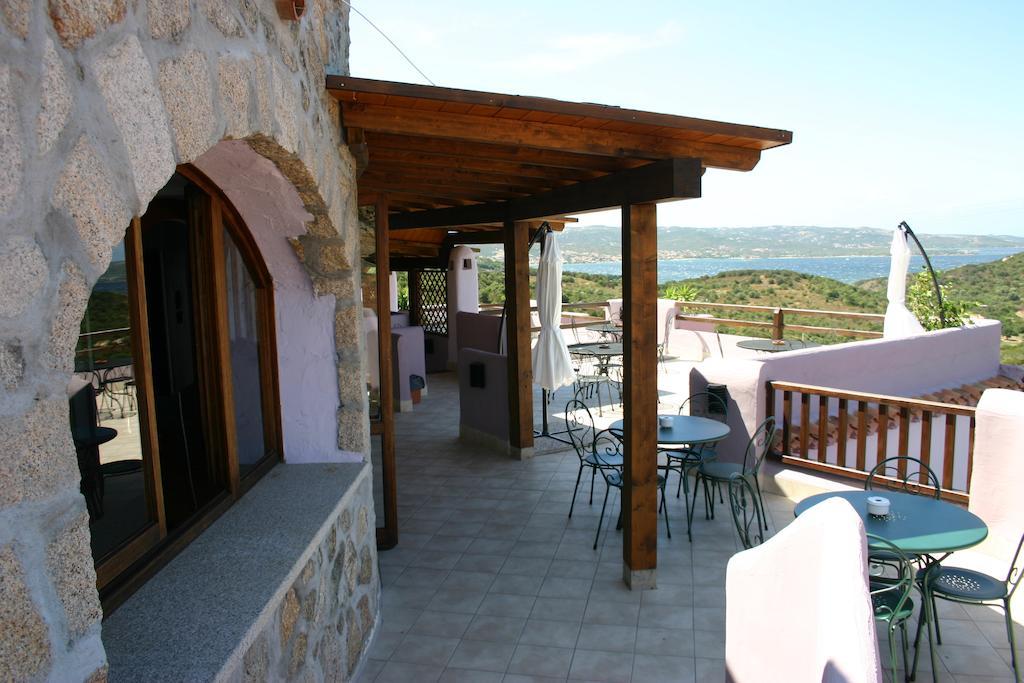 Hotel Li Graniti Baja Sardinya Dış mekan fotoğraf