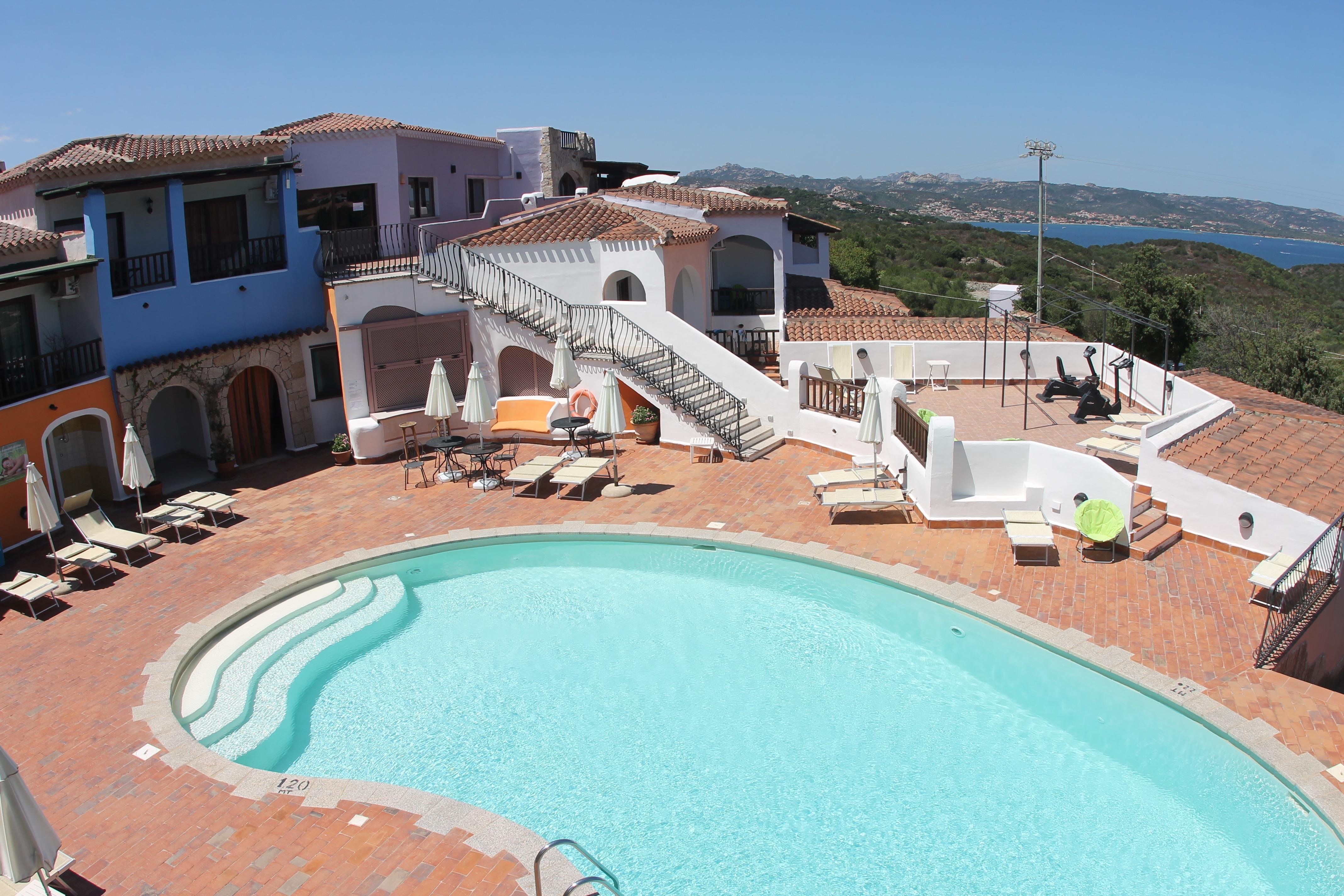 Hotel Li Graniti Baja Sardinya Dış mekan fotoğraf
