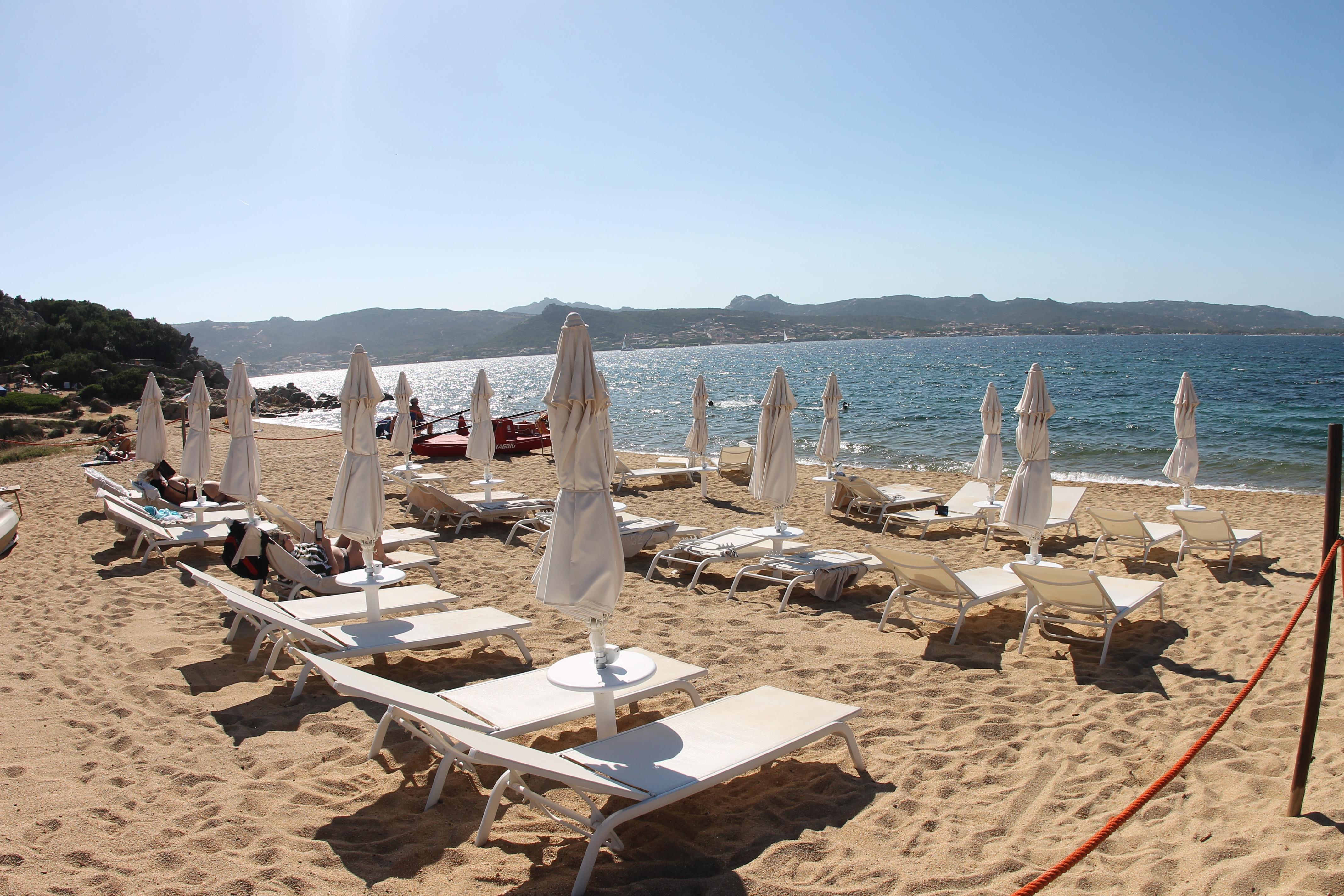 Hotel Li Graniti Baja Sardinya Dış mekan fotoğraf