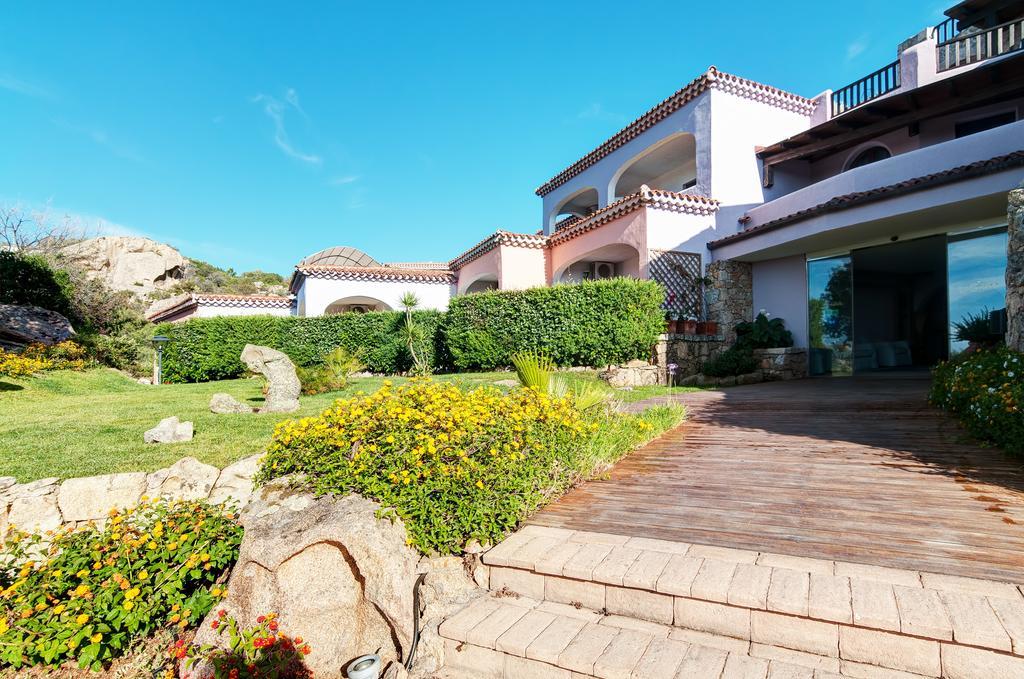 Hotel Li Graniti Baja Sardinya Dış mekan fotoğraf
