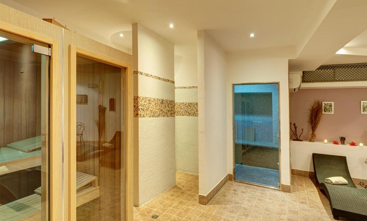 Hotel Li Graniti Baja Sardinya Dış mekan fotoğraf