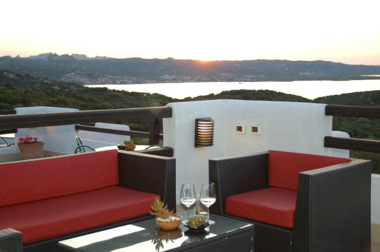 Hotel Li Graniti Baja Sardinya Dış mekan fotoğraf